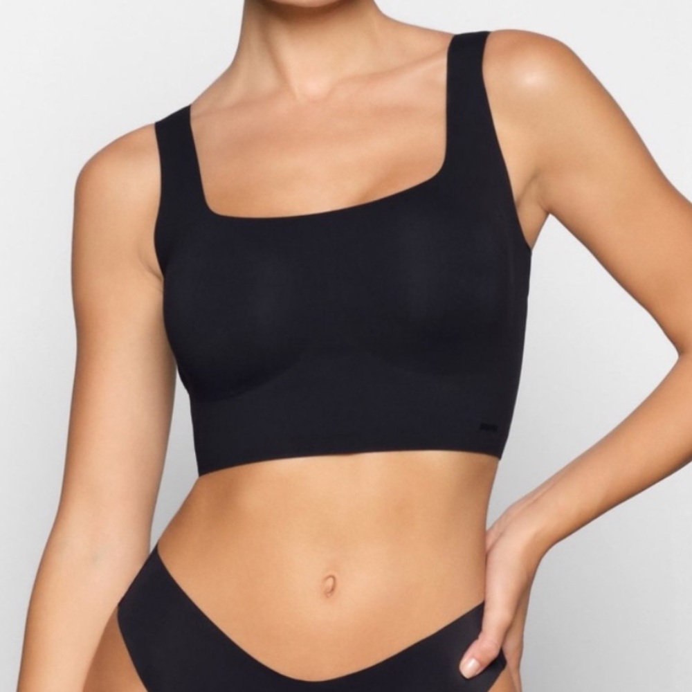SKIMS Black Sculpting Bralette